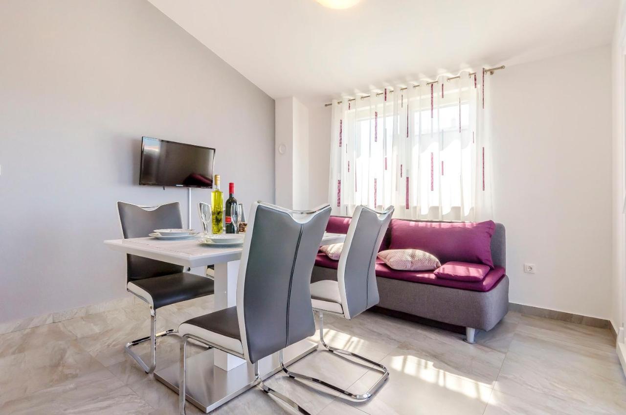 Apartments Katic Ražanj Buitenkant foto